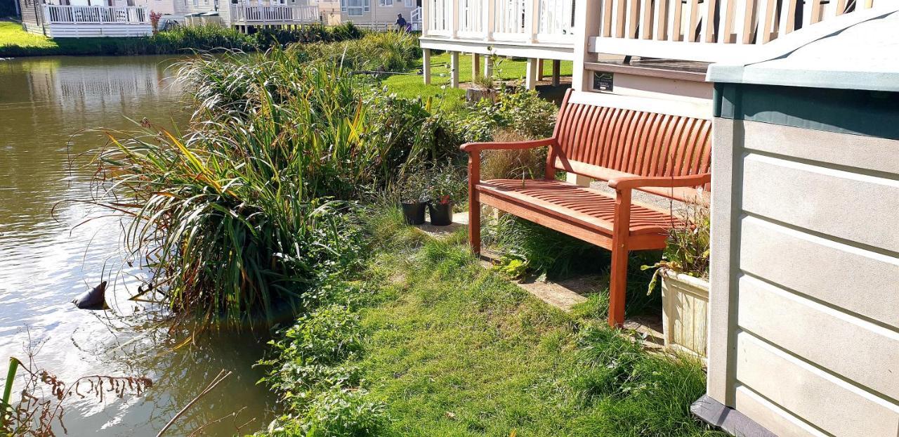 סירנססטר Lakeside Cotswold Holiday Home מראה חיצוני תמונה